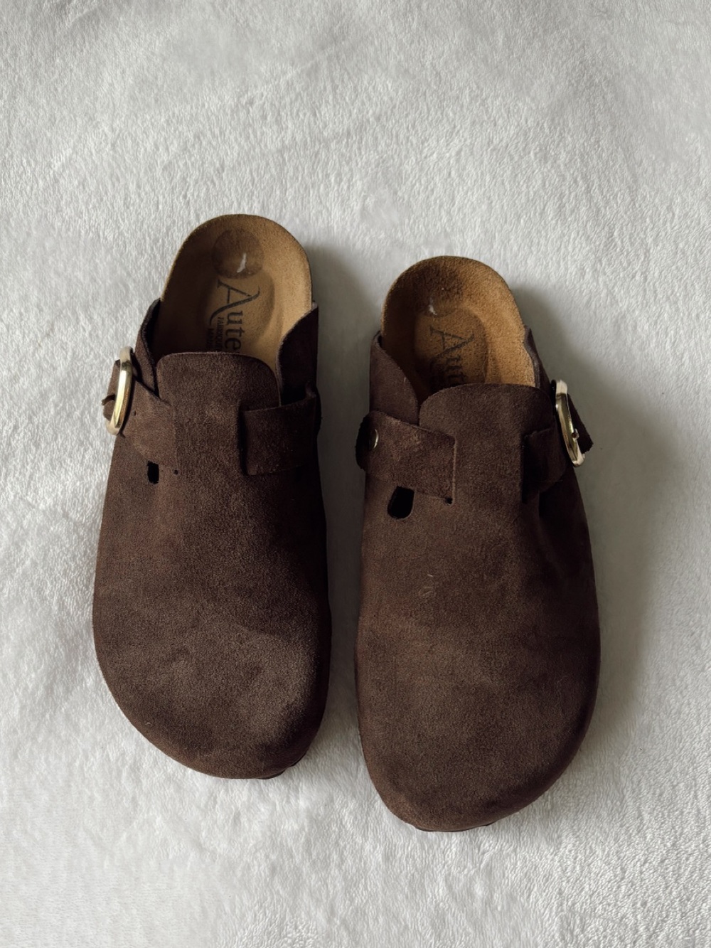 brown clogs - Picture 3 of 5